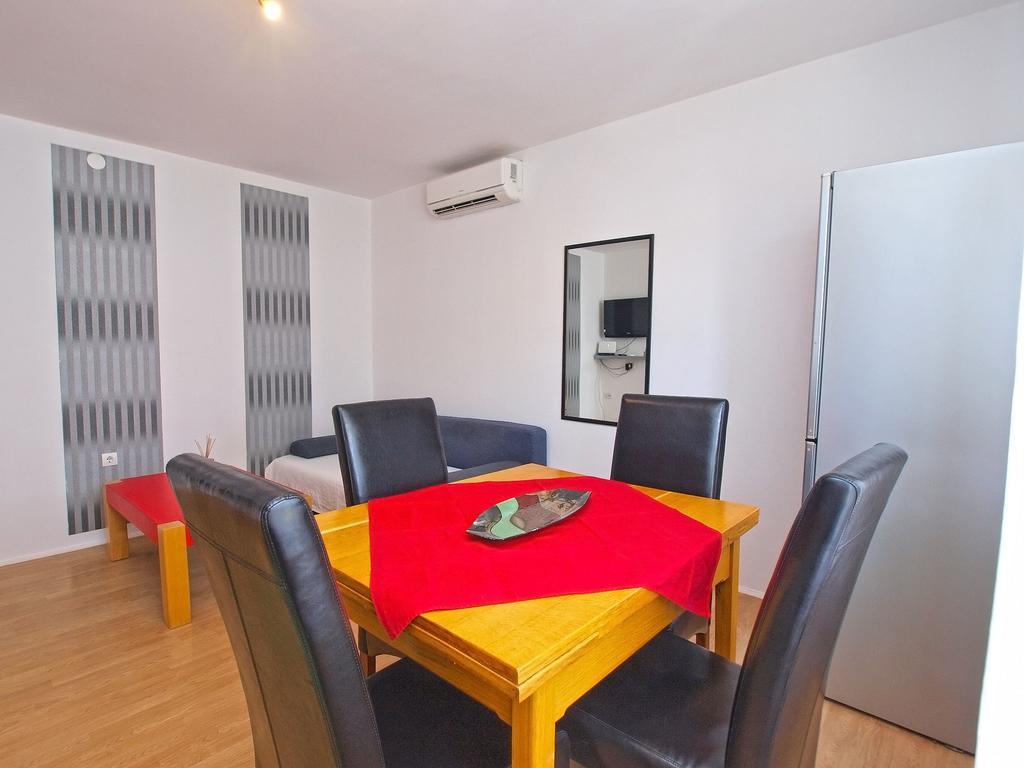 Apartments Elda 1470 Fažana Exterior foto